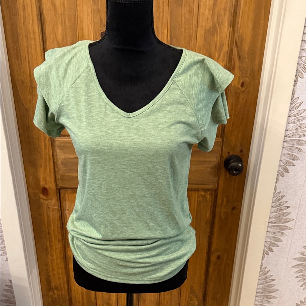 Women's Light Green V-Neck Short Sleeve Tee